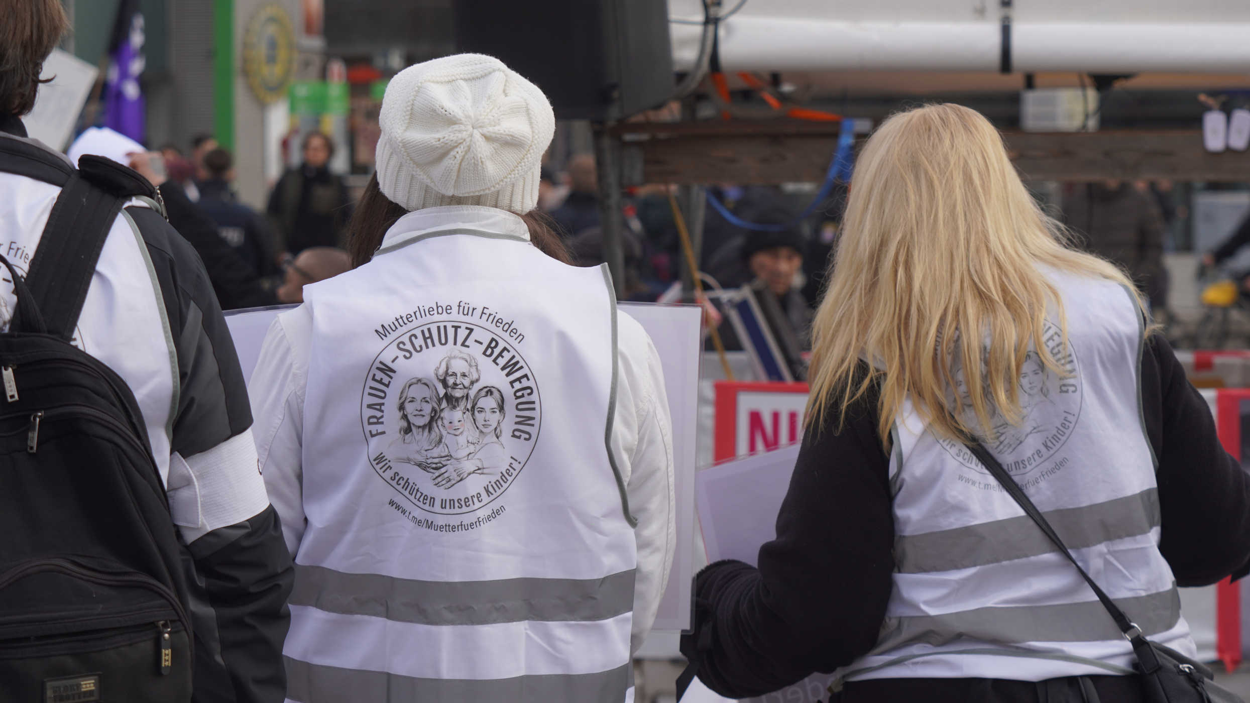 Herzdeutsch mit Hitler-Spirit